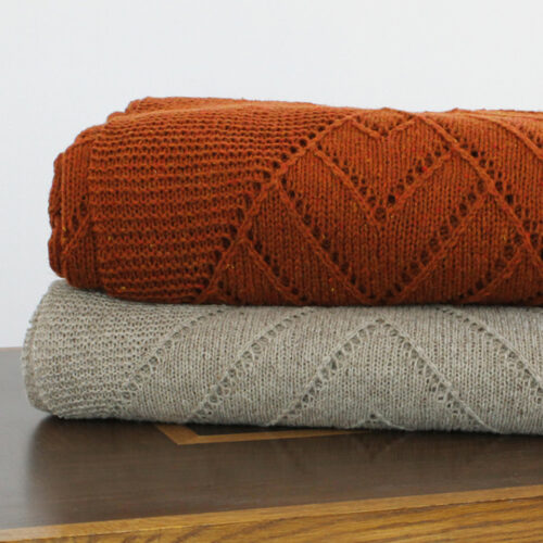 Cicely Couverture Classique (Shelter & Loft) | Patrons de Tricot | Steve Rousseau Designs