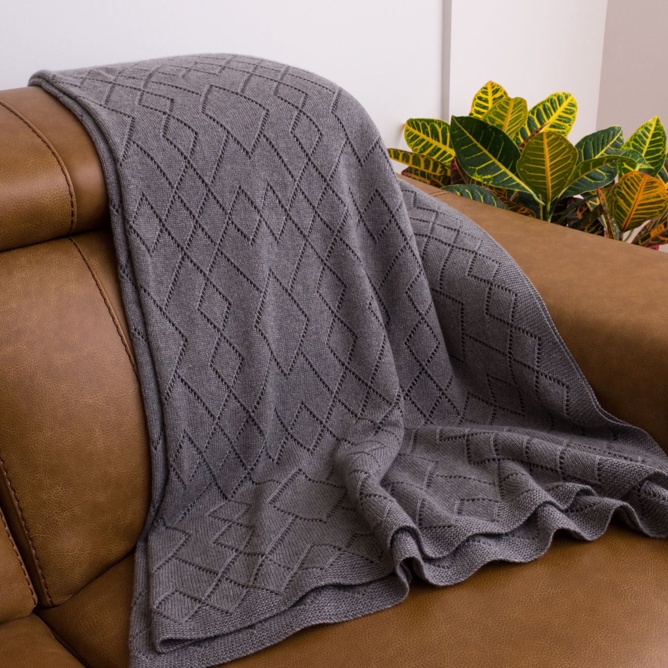 Vince Couverture Légère | Patrons de Tricot | Steve Rousseau Designs