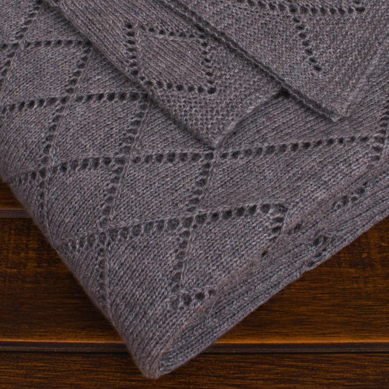 Vince Couverture Légère | Patrons de Tricot | Steve Rousseau Designs